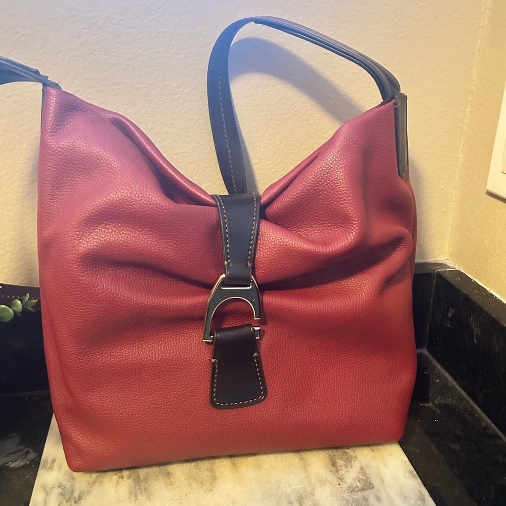 Stylish Red Dooney and Bourke  Shoulder Tote Bag -
